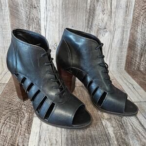Lucky Boots Linnza Leather Block Heels Open Toe SZ 8.5 Ankle Black Wooden Black
